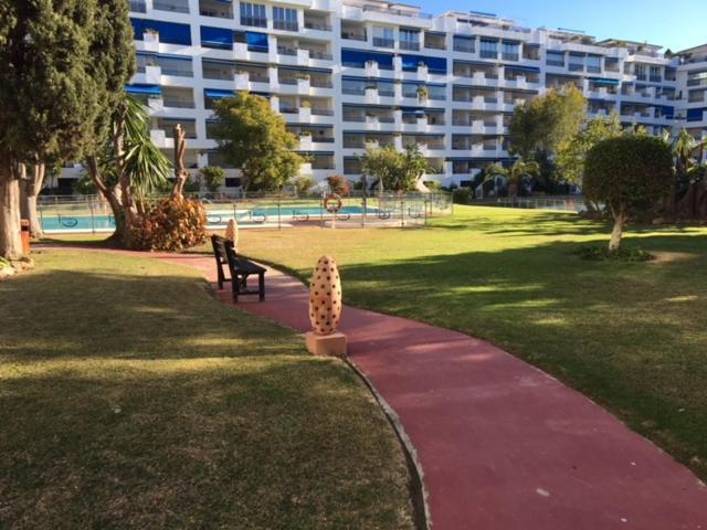 마르베야 Large And Elegant In Puerto Banus With Pools And Paddle 아파트 외부 사진