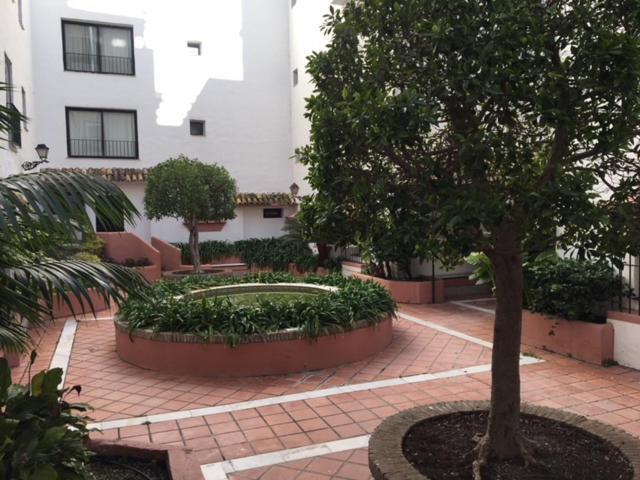 마르베야 Large And Elegant In Puerto Banus With Pools And Paddle 아파트 외부 사진